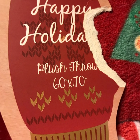 Crestmills holiday blanket - Picture 2 of 4